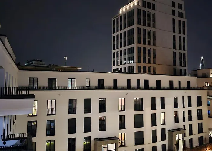 3 Rooms 2 Bathrooms 2 Toilets New Apartment Center Of Duesseldorf Underground Parking Space Contactless Self Check-In