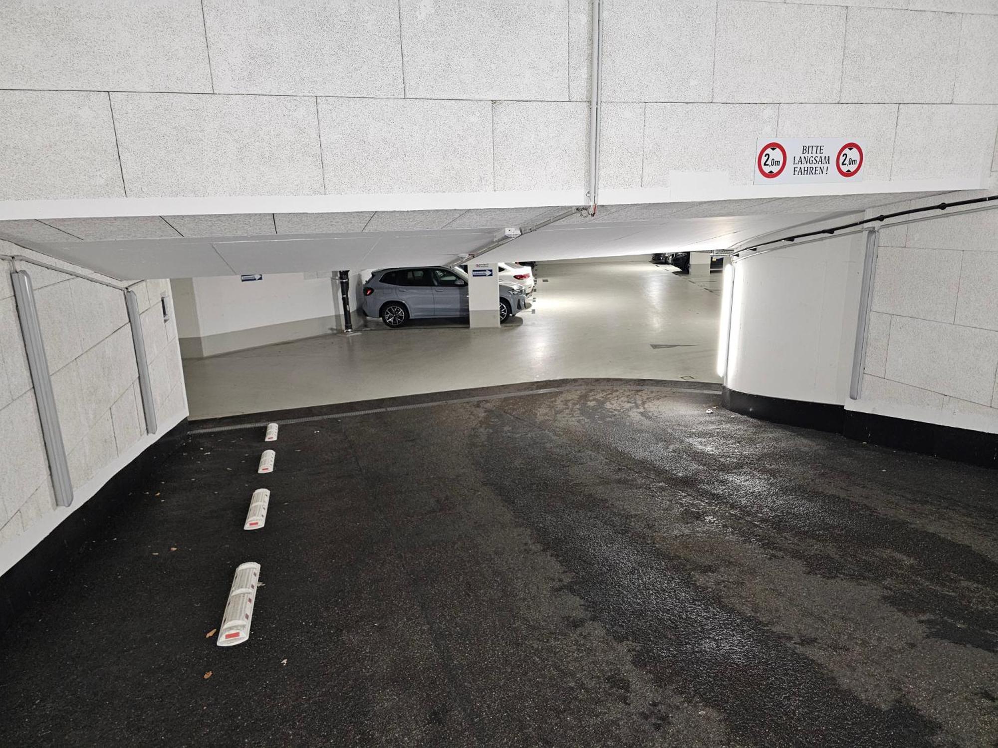 Apartament 3 2 Bathrooms 2 Toilets New Center Of Underground Parking Space Contactless Self Check-in *